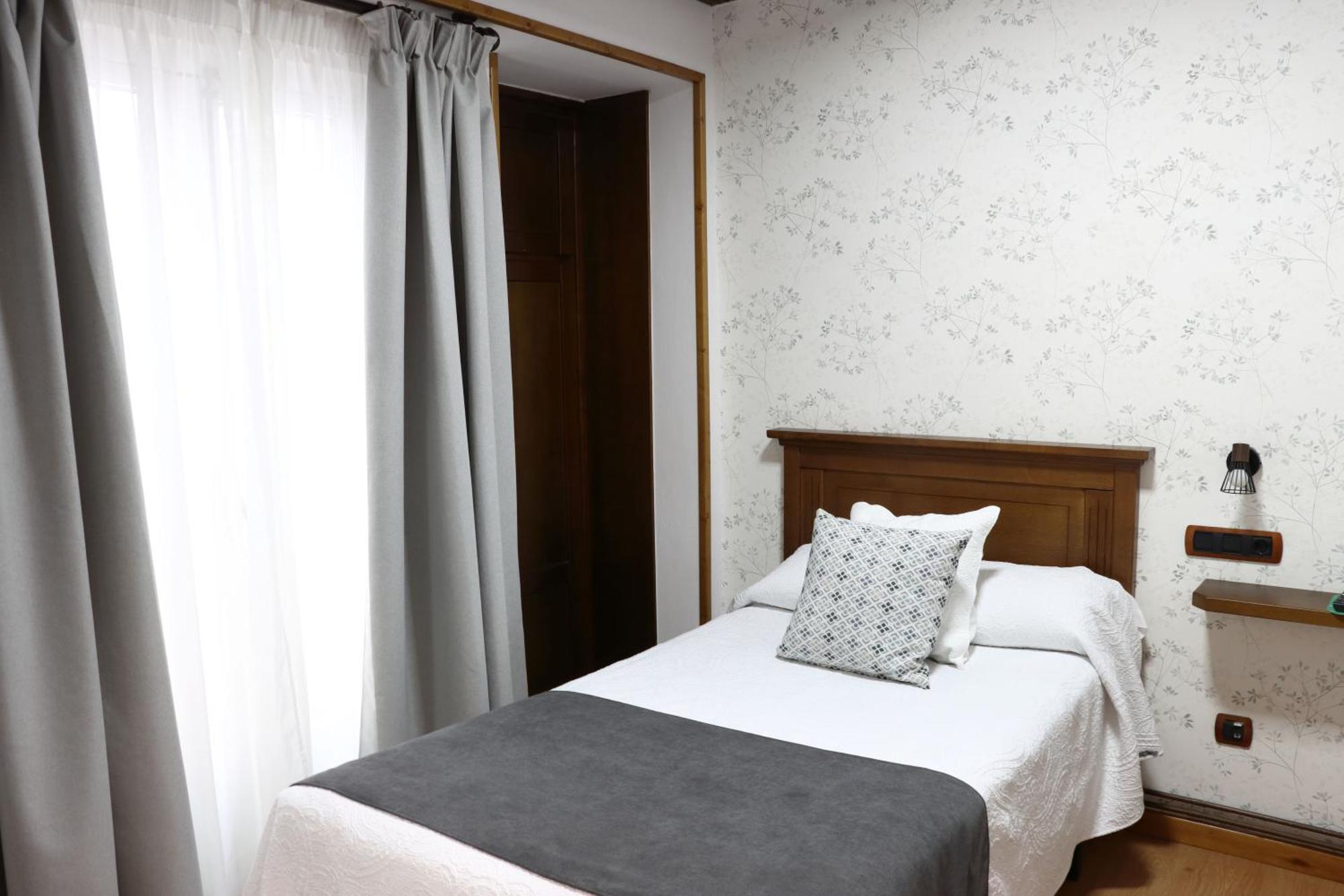 Hotel Pazos Alba Santiago de Compostela Ngoại thất bức ảnh
